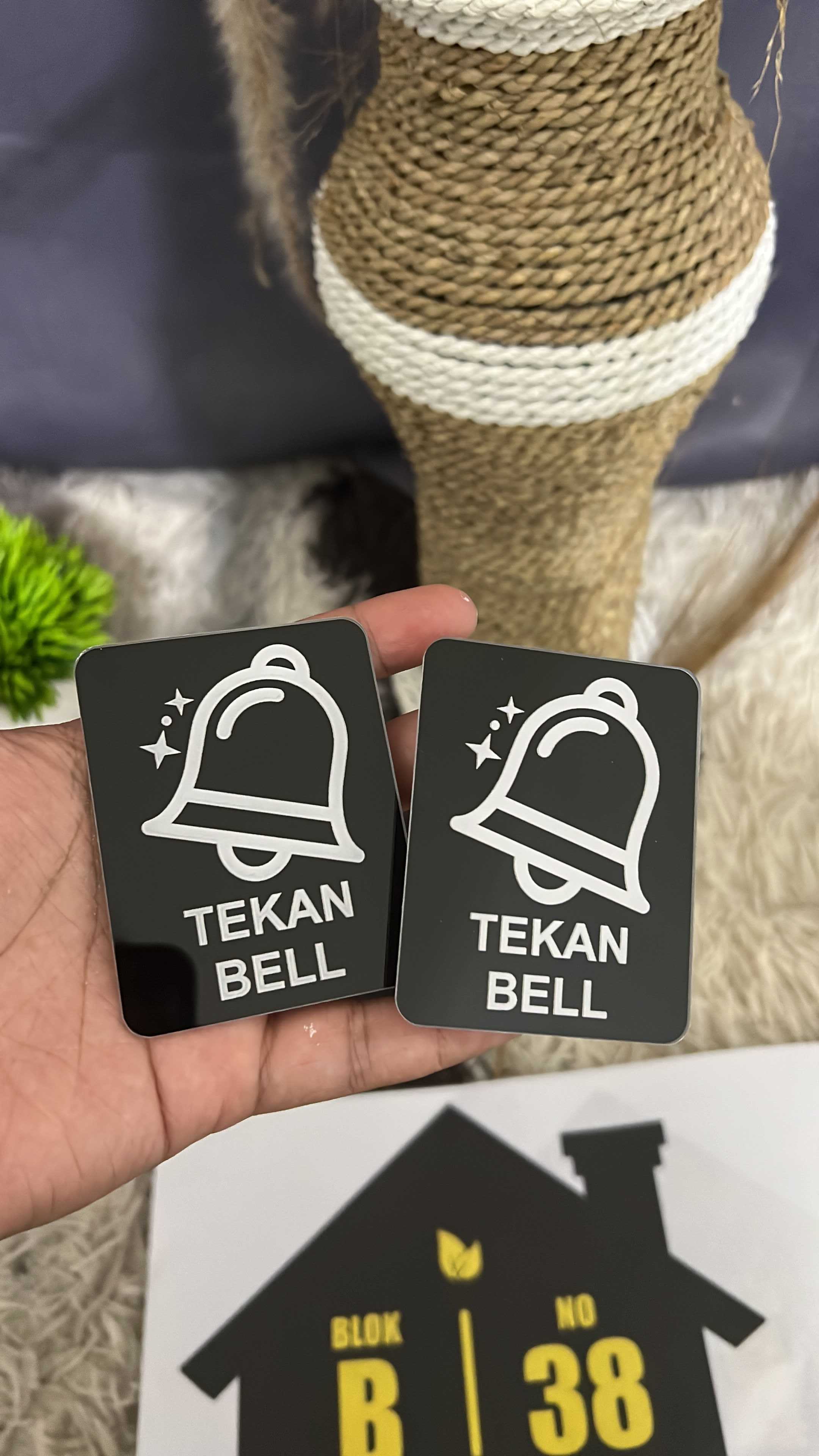 Label "Tekan Bell" Akrilik
